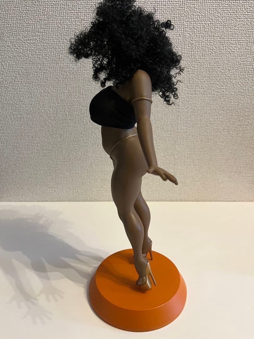 ブーティベイブ フィギュア Booty Babe VINYL chocolate