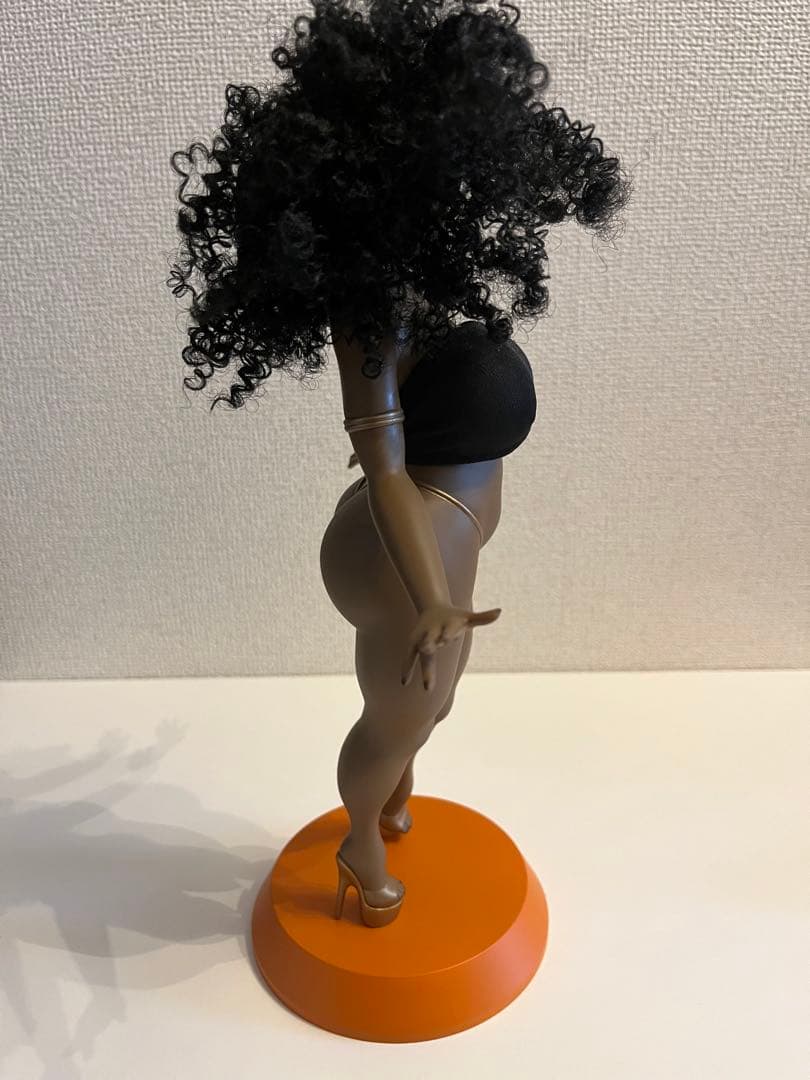 ブーティベイブ フィギュア Booty Babe VINYL chocolate