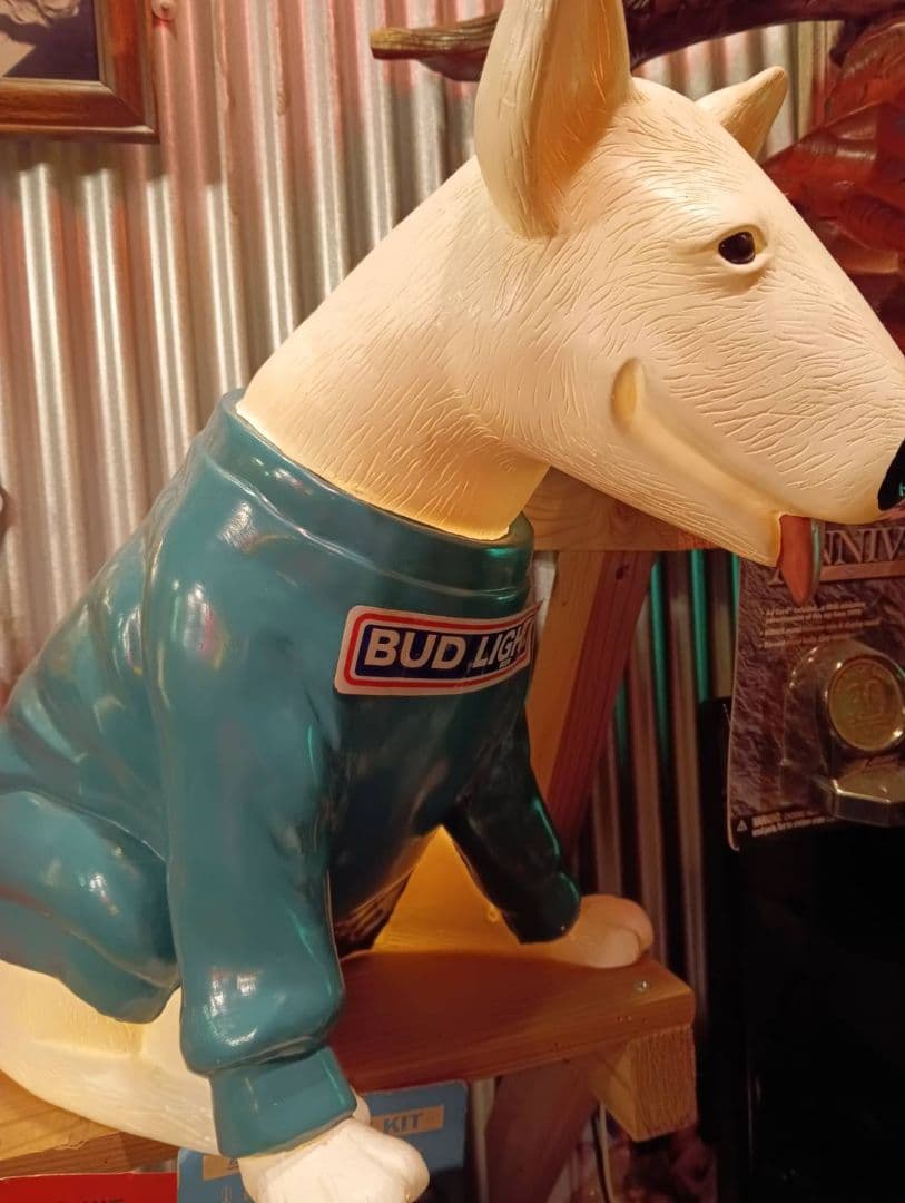 バドワイザー スパッズマッケンジー ランプ ブルテリア バドライト　犬