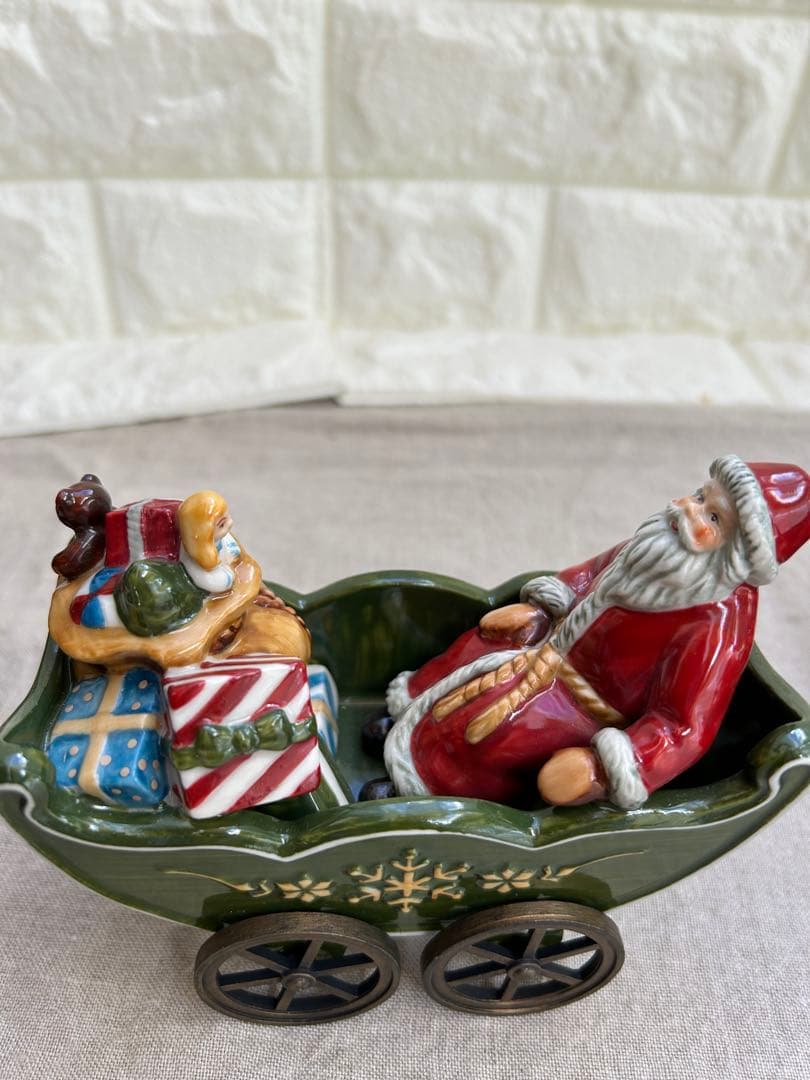 ビレロイ&ボッホ　クリスマス　サンタクロース　オーナメント　置物