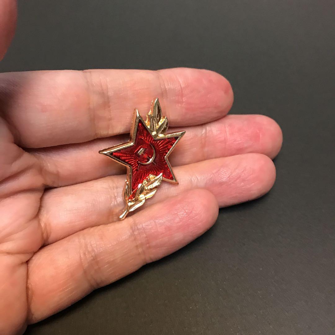 赤い星 ピンバッジ ソビエト ソ連 スターリン punk パンク グッズ