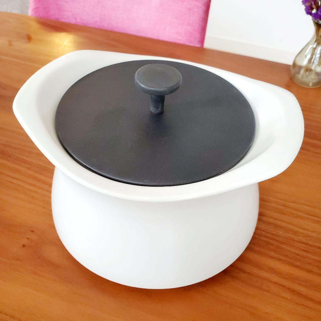 【新品未使用】【匿名発送】モラトゥーラ　ベストポット　無水鍋　土鍋　ホーロー