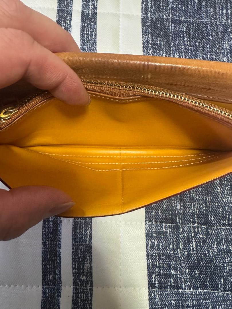 ガンゾ　THIN BRIDLE (シンブライドル) ファスナー小銭入れ付き長財布