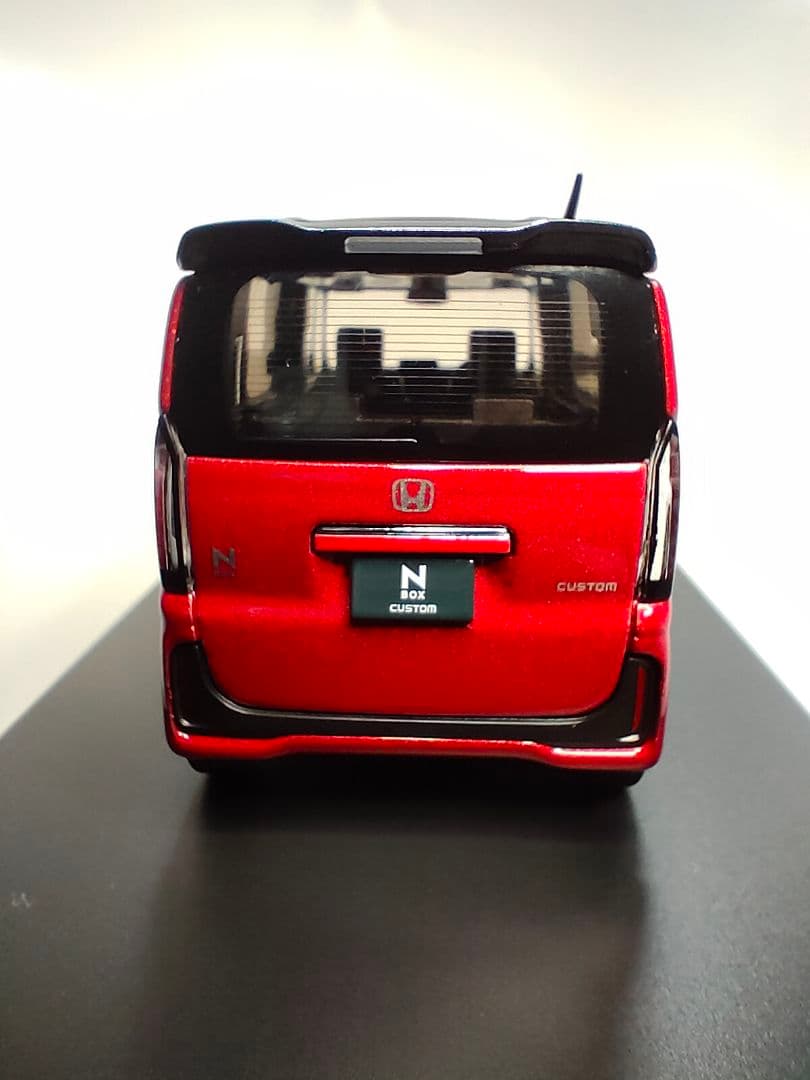 ⭕️新品貴重❗新型N-BOXCustomカラーサンプルミニカー1/43