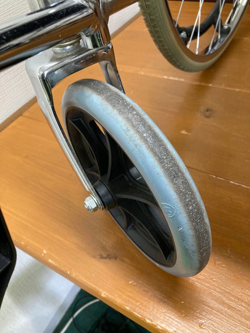 ケアテックジャパン 自走式車椅子 アルミ製