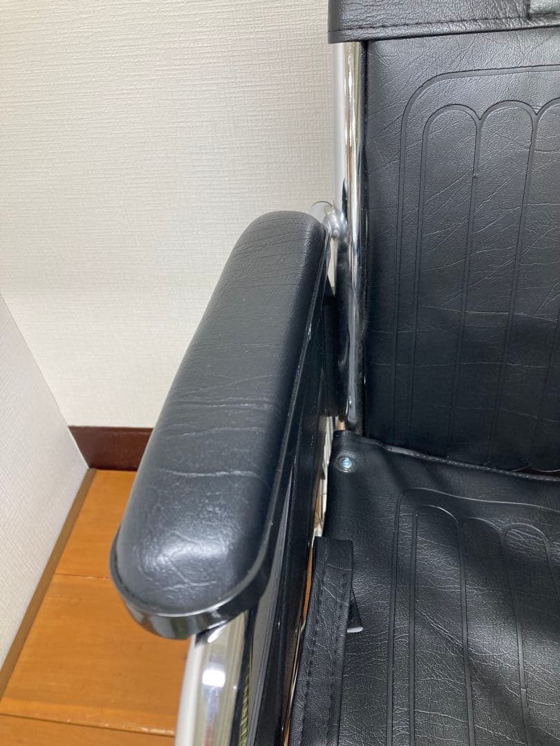 ケアテックジャパン 自走式車椅子 アルミ製