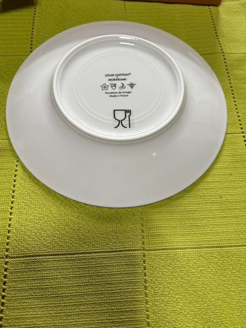 LV村上隆チェリープレート1枚他