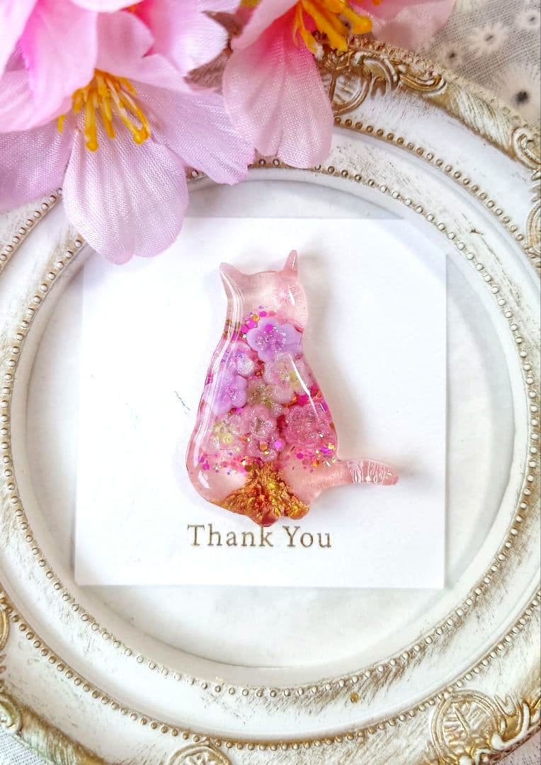 レジン 猫 ヘアゴム ブローチ ポニーフック No.549 - メルカリ