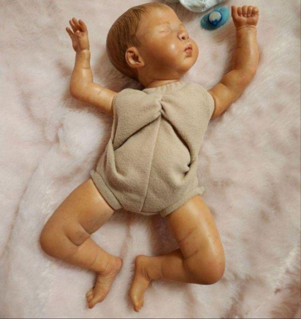 【ひろみんページ】リボーンドール　小さなリアル赤ちゃん　未熟児ベビー