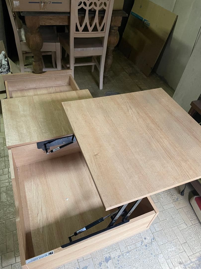 リフティ　100 ニトリ　昇降式リビングテーブル