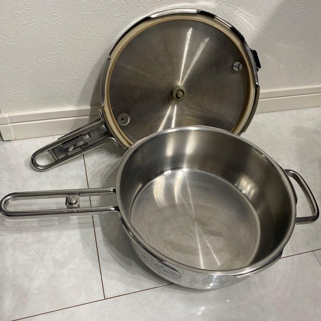 Tupperware 圧力鍋 3.0Ｌ　ステンレス