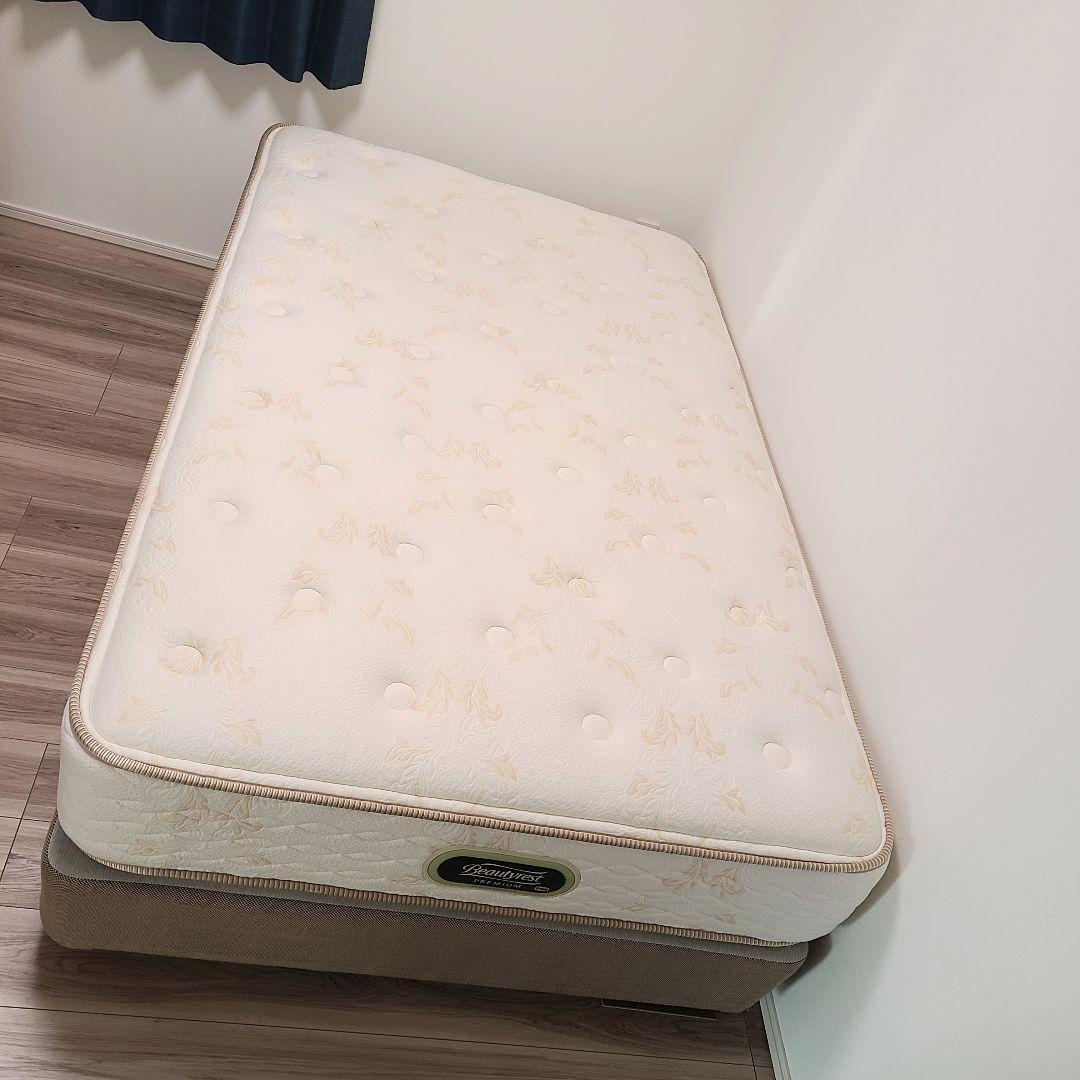 SIMMONS　シモンズエグゼクティブマットレス　セミダブル