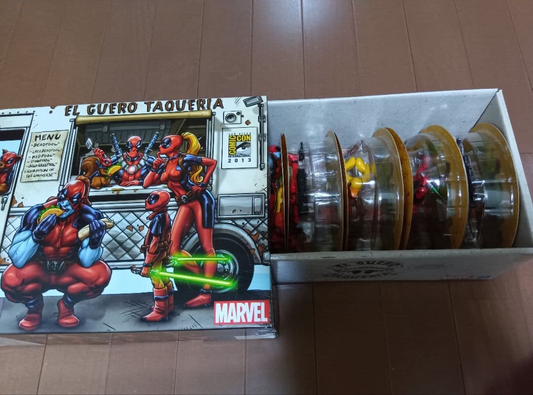 2013 コミコン限定 デッドプール 3.75インチ フィギュア セット
