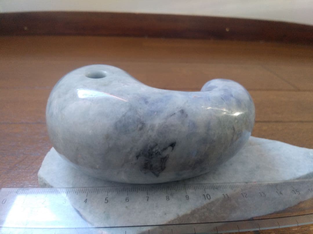 ♪糸魚川翡翠　勾玉　大物　ラベンダー色