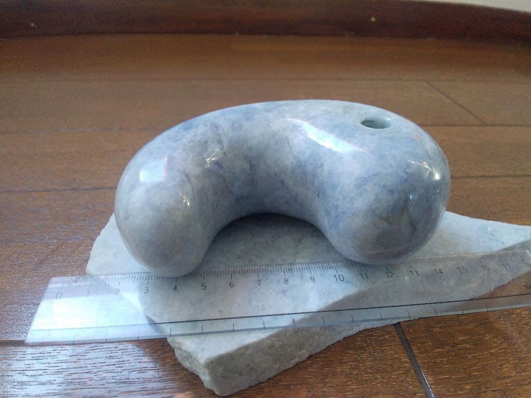 ♪糸魚川翡翠　勾玉　大物　ラベンダー色