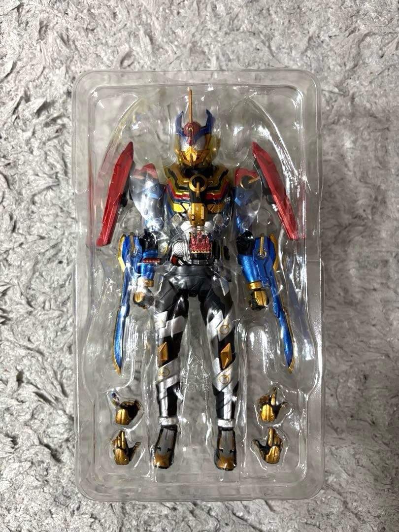 S.H.Figuarts 仮面ライダーグリスパーフェクトキングダム