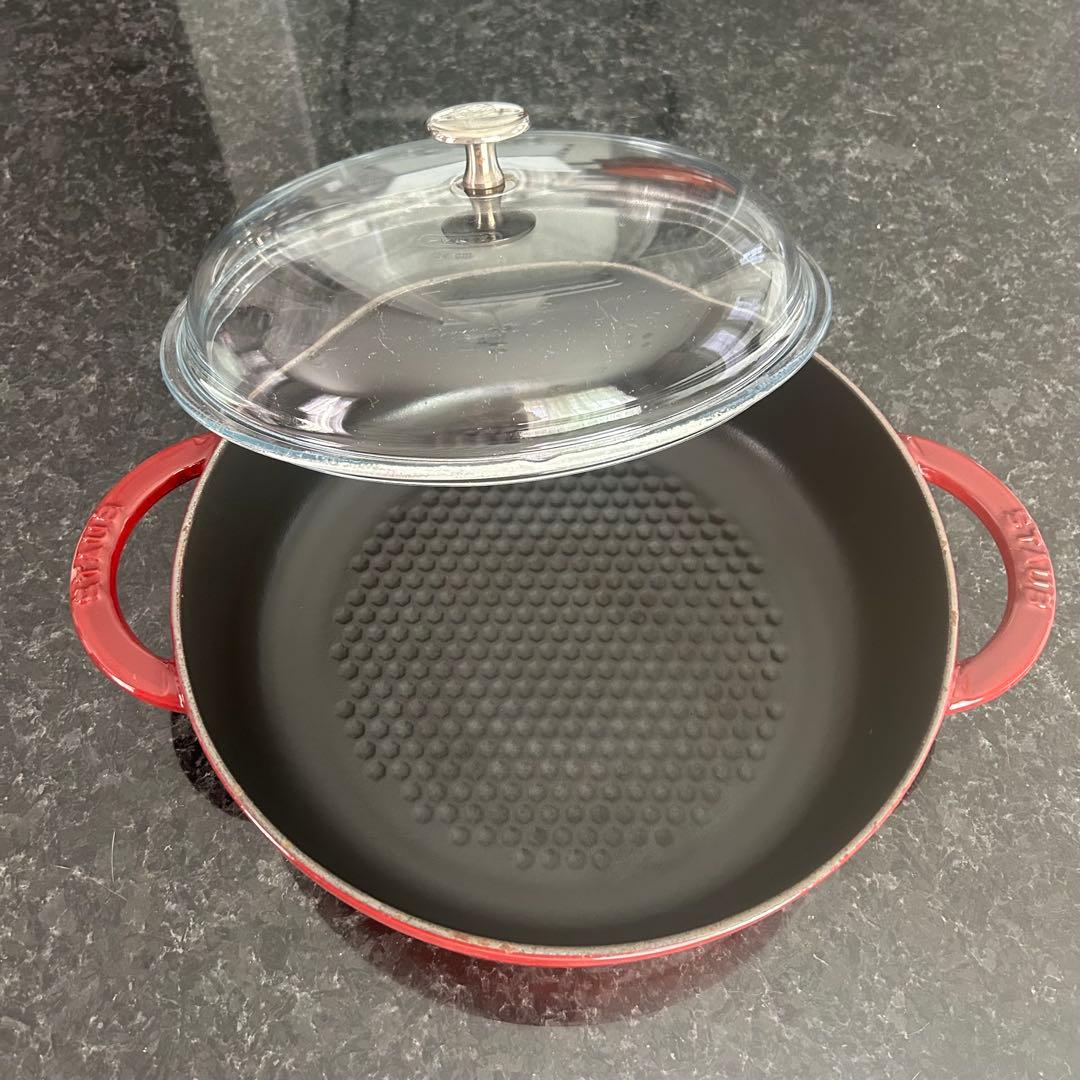 ストウブニダベイユ24cm チェリー ドームガラス蓋付き