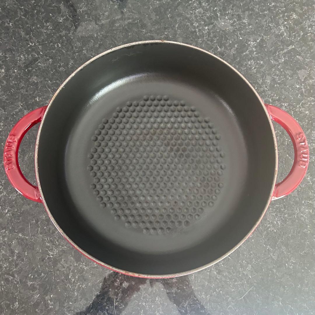 ストウブニダベイユ24cm チェリー ドームガラス蓋付き