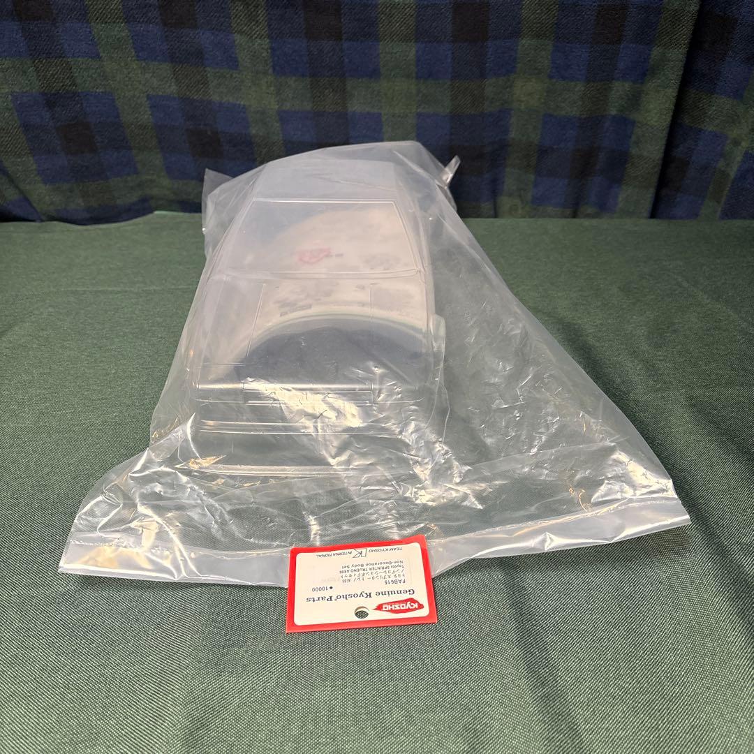 1/10京商 トヨタスプリンタートレノAE86ボディセット FAB615