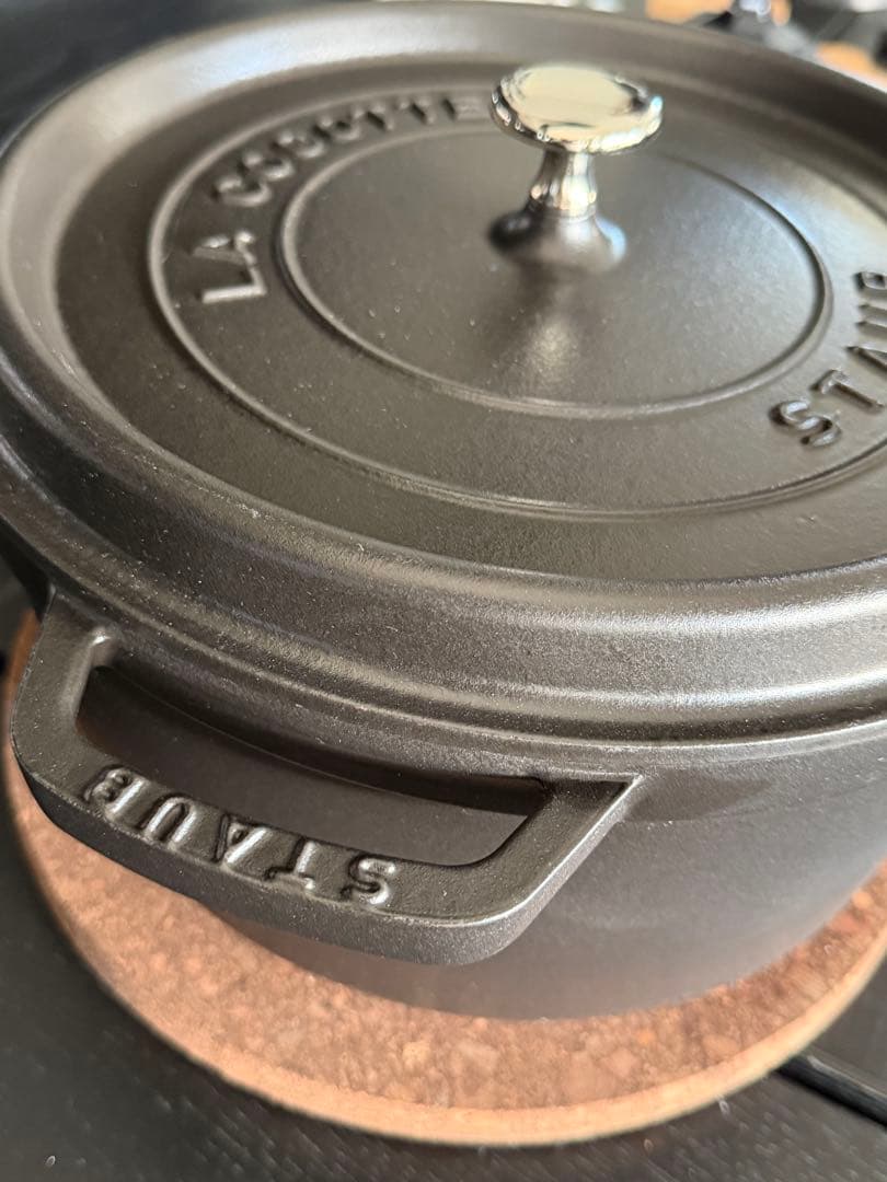 STAUB ストウブ 28cm 美品　洗浄済　定価50600円相当