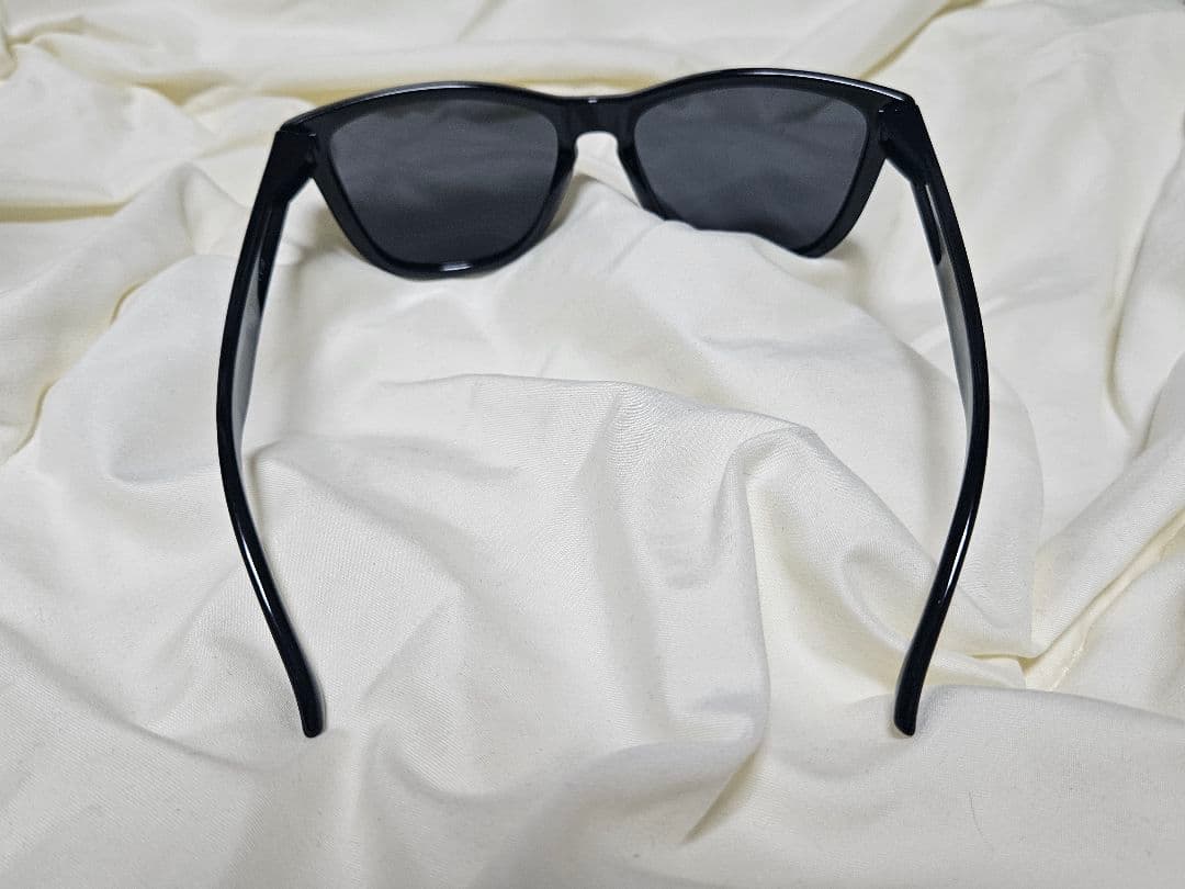 ゴ*子様 RULE THE FATE　サングラス　ケース付き