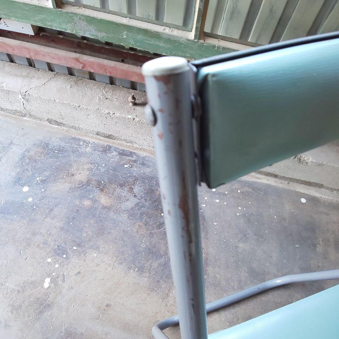 ヴィンテージチェア シャビー シック 鉄製 パイプ椅子 折りたたみ 椅子