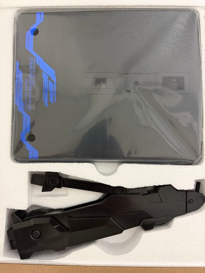 メタルビルド　ストライクフリーダム　光の翼オプションセット