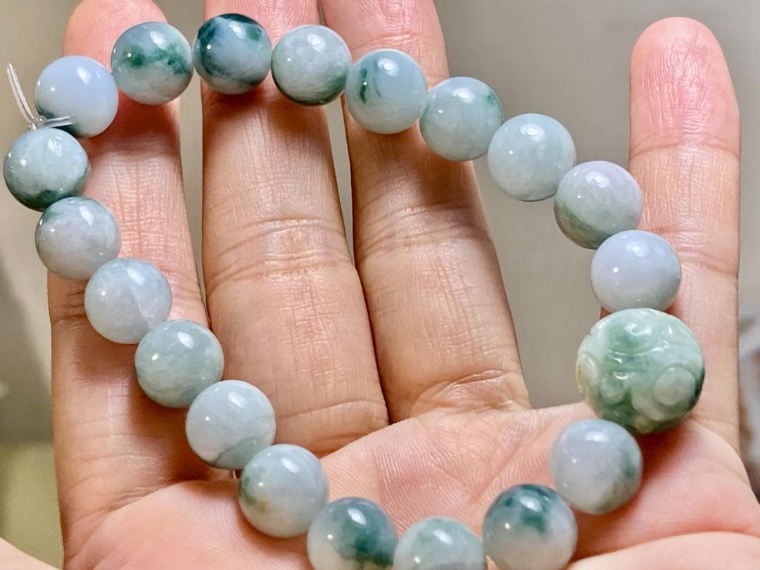 BR7-47 花青 10.0mm 彫り花珠 ミャンマー産A貨本翡翠 ブレスレット