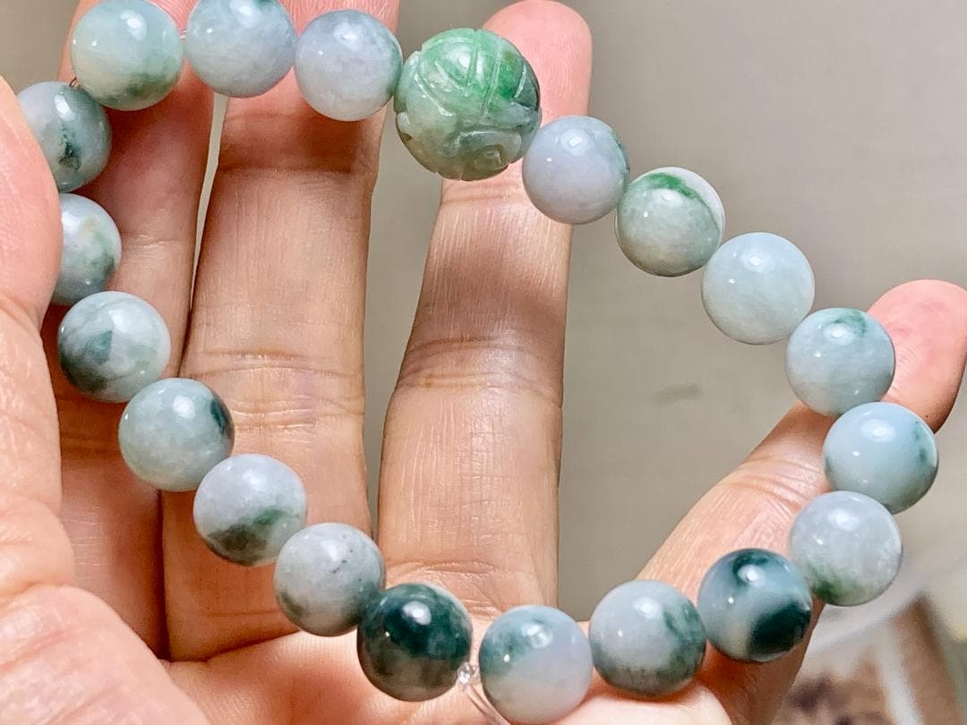 BR7-47 花青 10.0mm 彫り花珠 ミャンマー産A貨本翡翠 ブレスレット