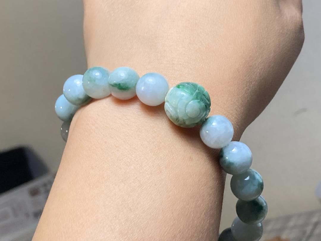 BR7-47 花青 10.0mm 彫り花珠 ミャンマー産A貨本翡翠 ブレスレット