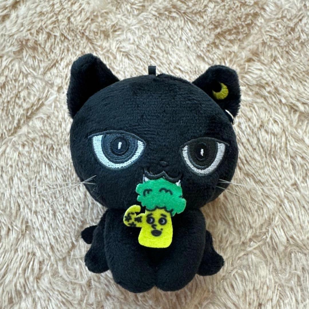 ◉FANTASTICS メンプロ 八木勇征 クーウィ キーホルダー◉ - メルカリ