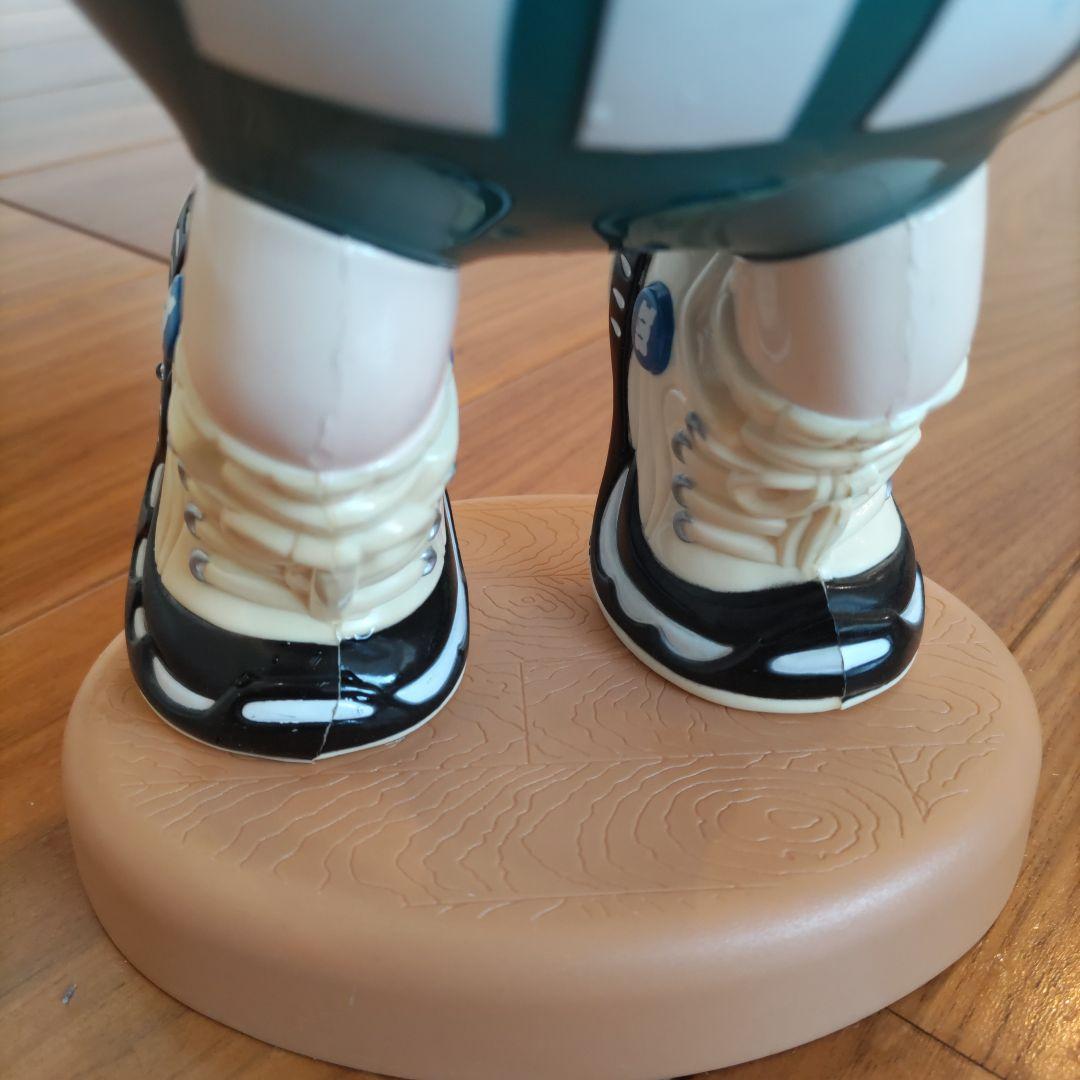 M&M's バスケットボール ディスペンサー エムアンドエムズ - メルカリ