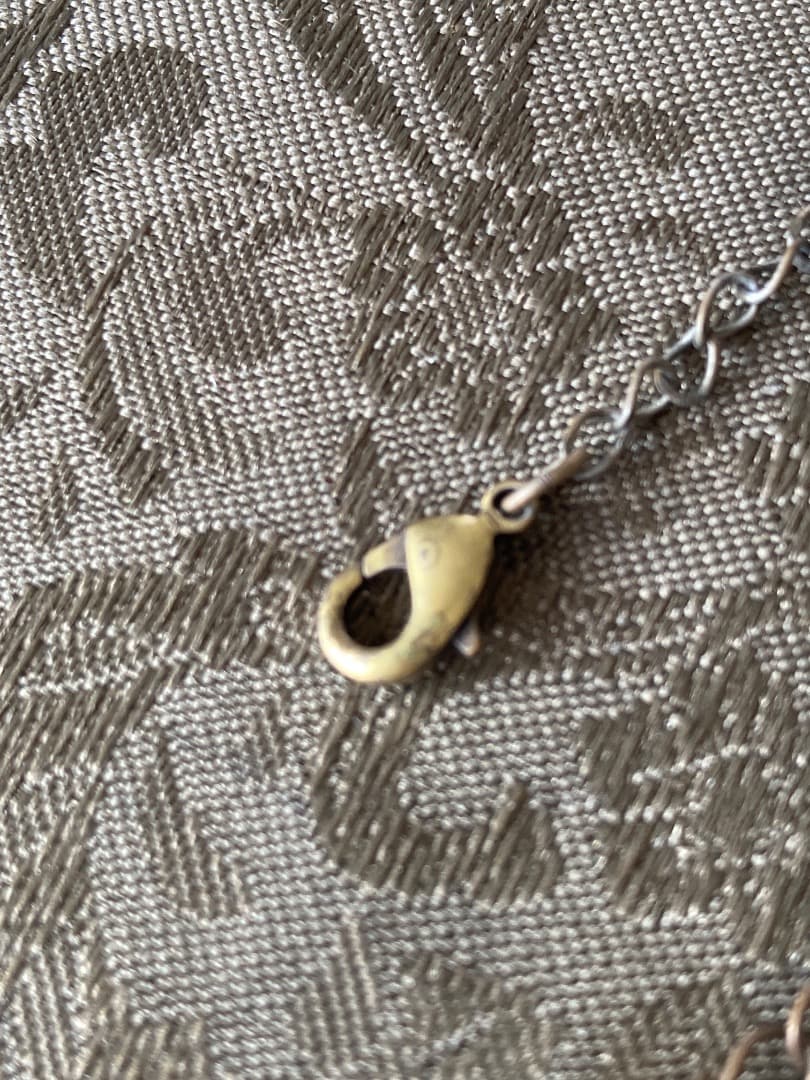 仏製アンティーク透かし模様の貝殻ネックレス