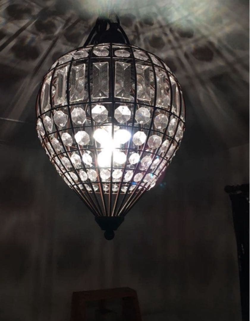 クリスタル装飾のペンダントライト