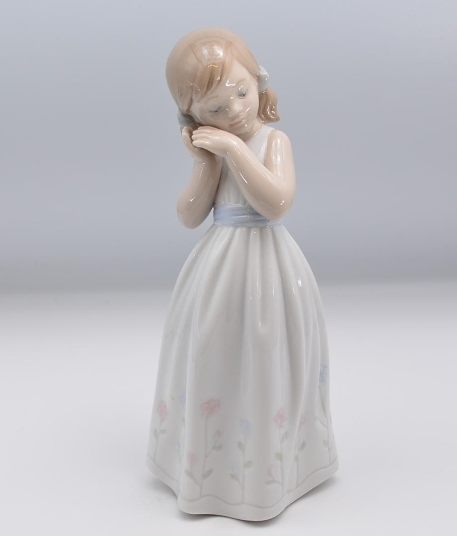 わが家のプリンセス　＃6973　★リヤドロ　スペイン　光沢仕上げ　箱付き