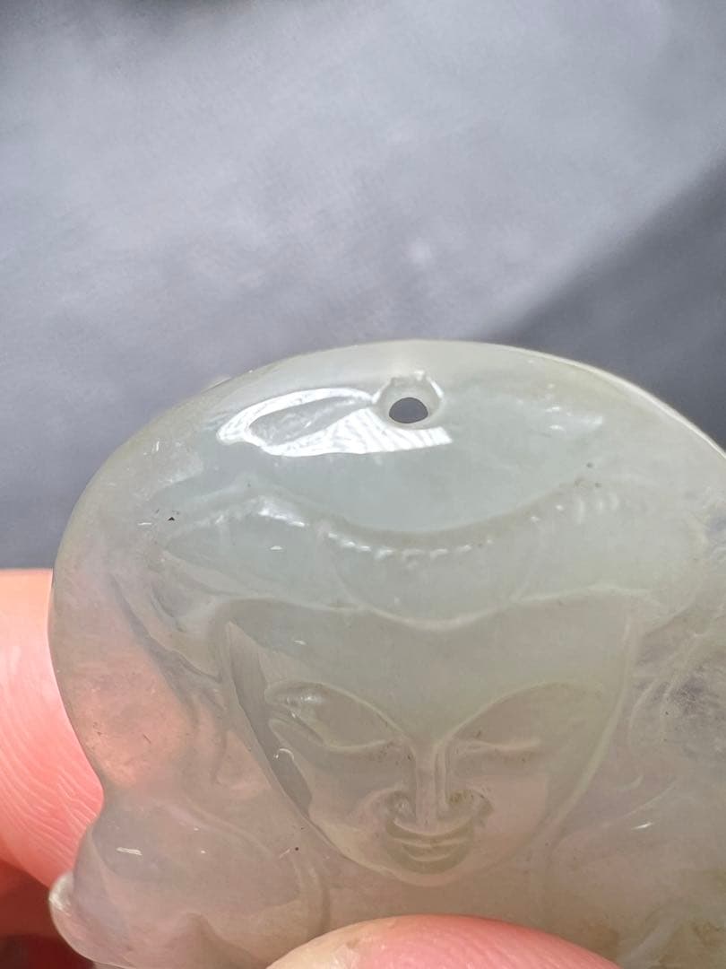 061589  赤字処分1セット限定　和田玉観音様蝶ペンダント2点