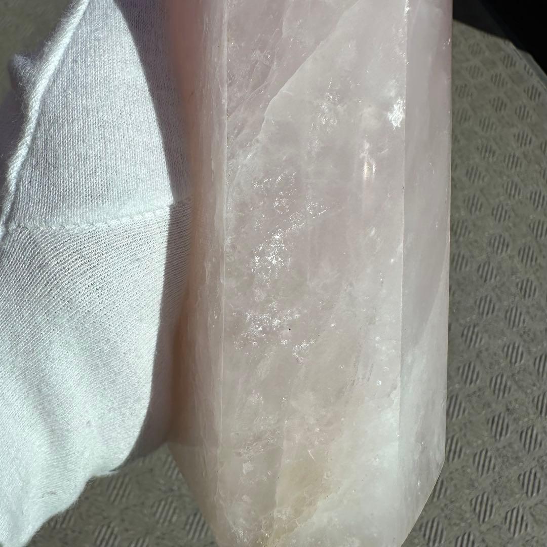 ローズクォーツ　ポイント　736g 恋愛運向上　六角柱