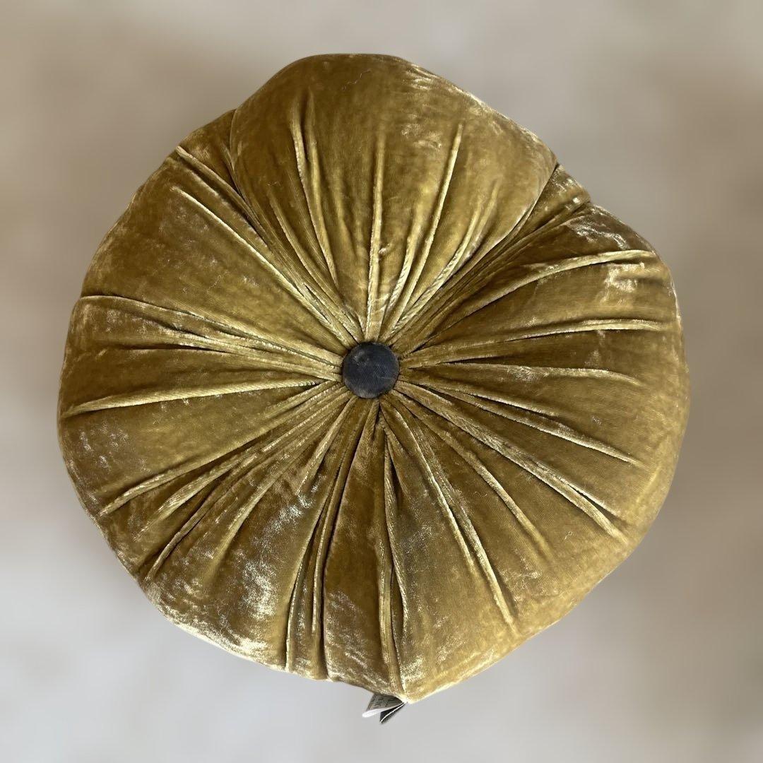 シルクベロアクッション・ラウンド　le monde sawage