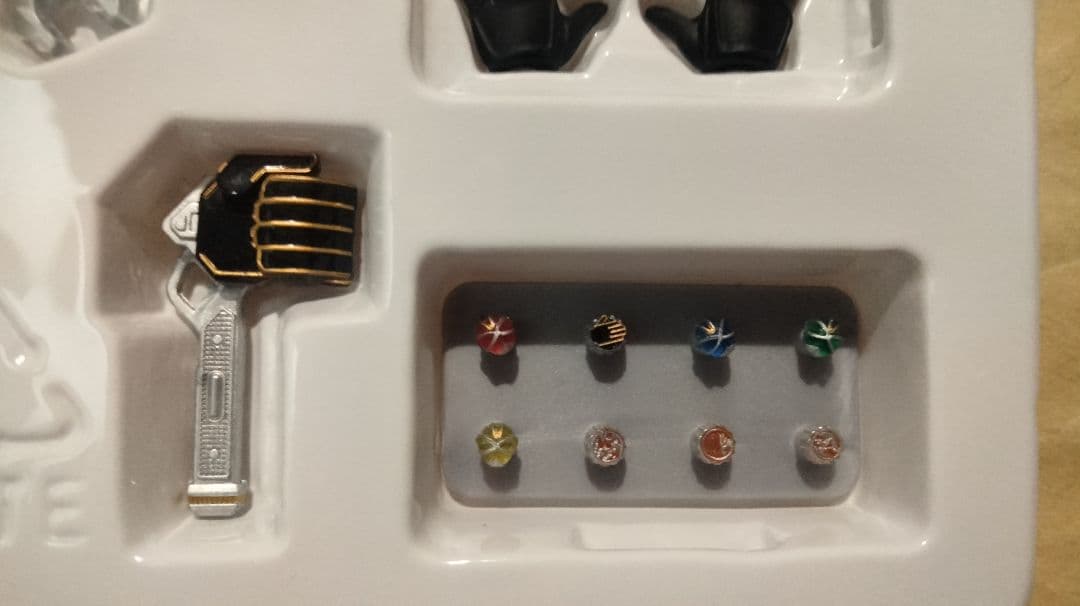 S.H.Figuarts 仮面ライダーウィザード フレイムスタイル 真骨彫