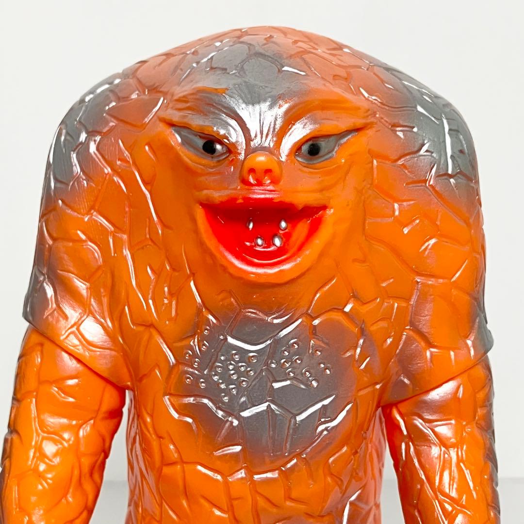 ブルマァク バンダイ ジャミラ 復刻 ソフビ