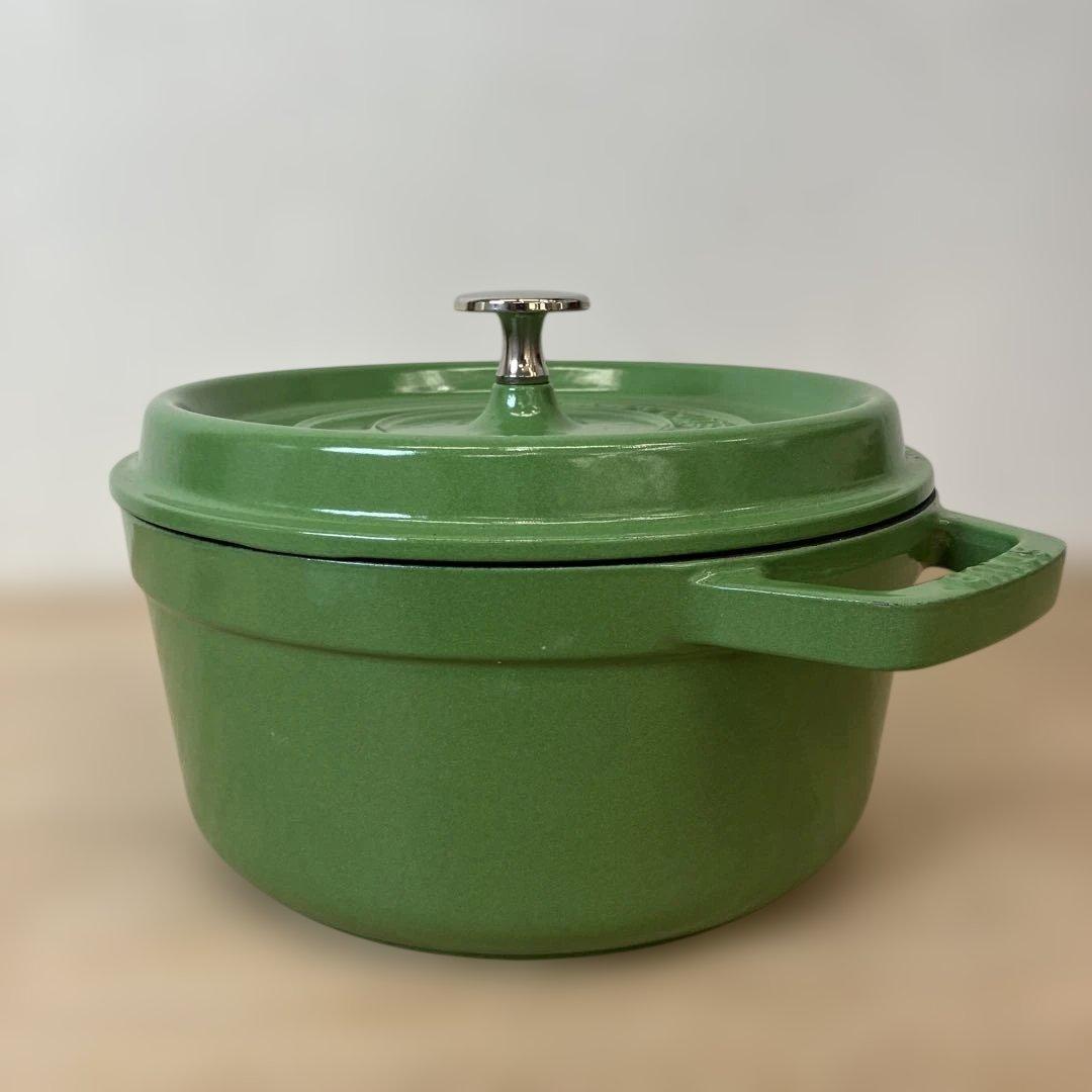 STAUB ストウブ ピコココット ラウンド 両手鍋 22cm 蓋付き グリーン