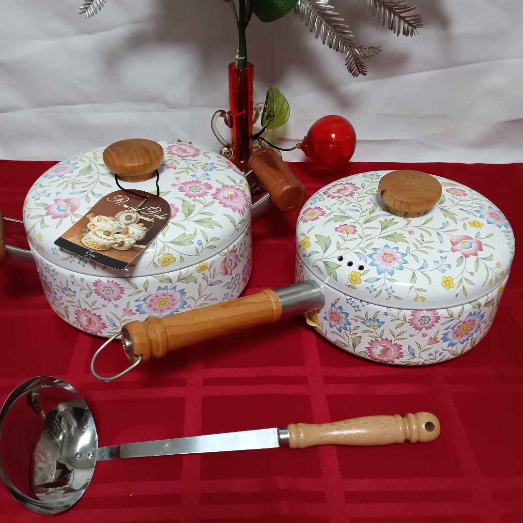 未使用品 EJIRY エジリー 花柄ホーロー鍋セット 大中小 おたま付き