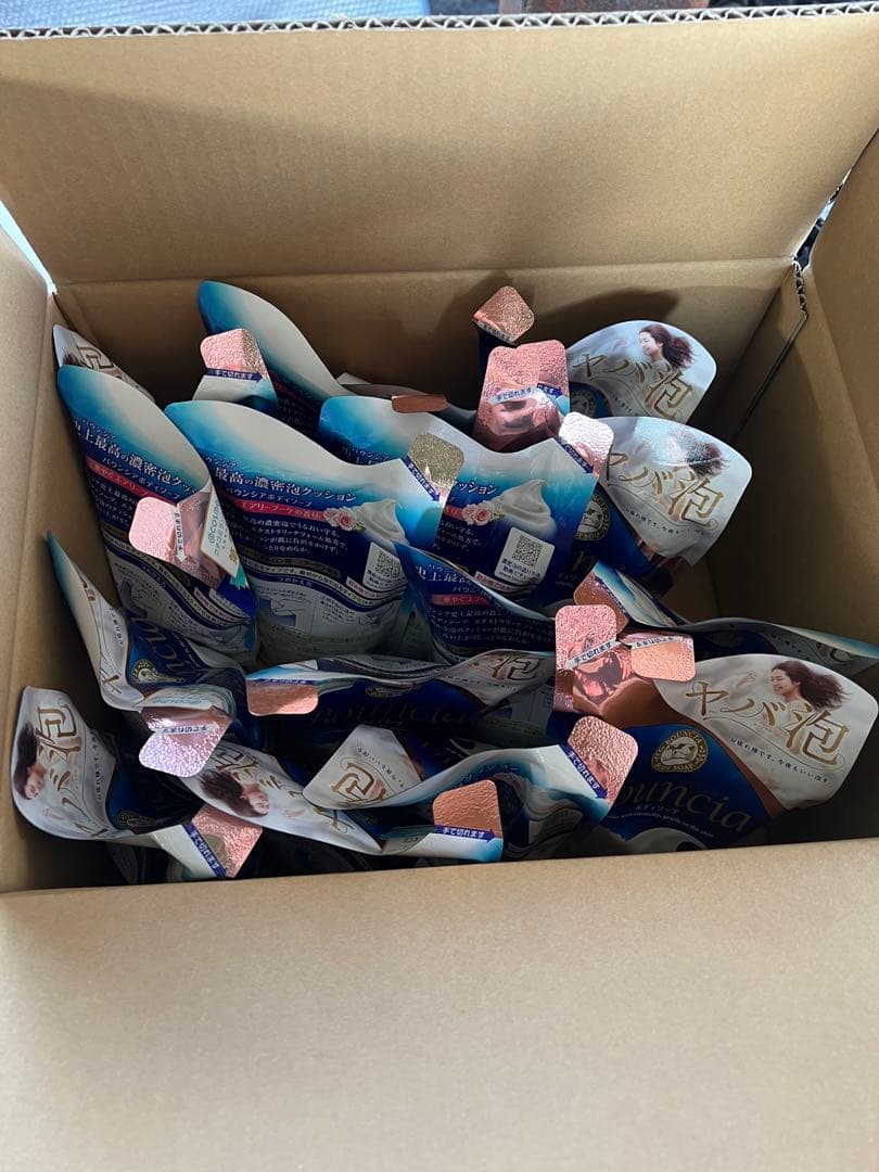 バウンシアホワイトソープの香400mlつめかえ用12個エアリーブーケの香12個入