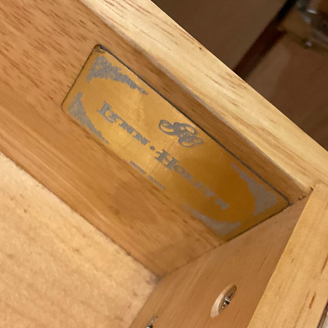 リン・ホーリン 猫脚 サイドテーブル LYNN HOLLYN IDC 大塚家具