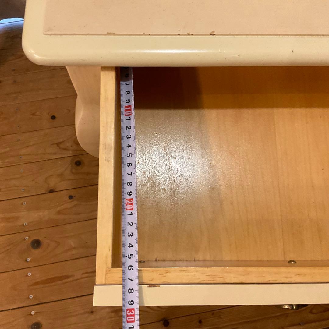 リン・ホーリン 猫脚 サイドテーブル LYNN HOLLYN IDC 大塚家具