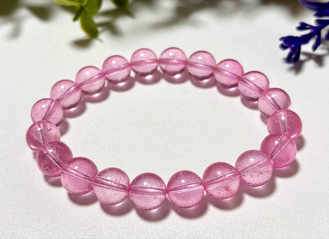 aki　大いなる幸運と愛を引き寄せるパワーストーン　タフィーピンクトパーズ