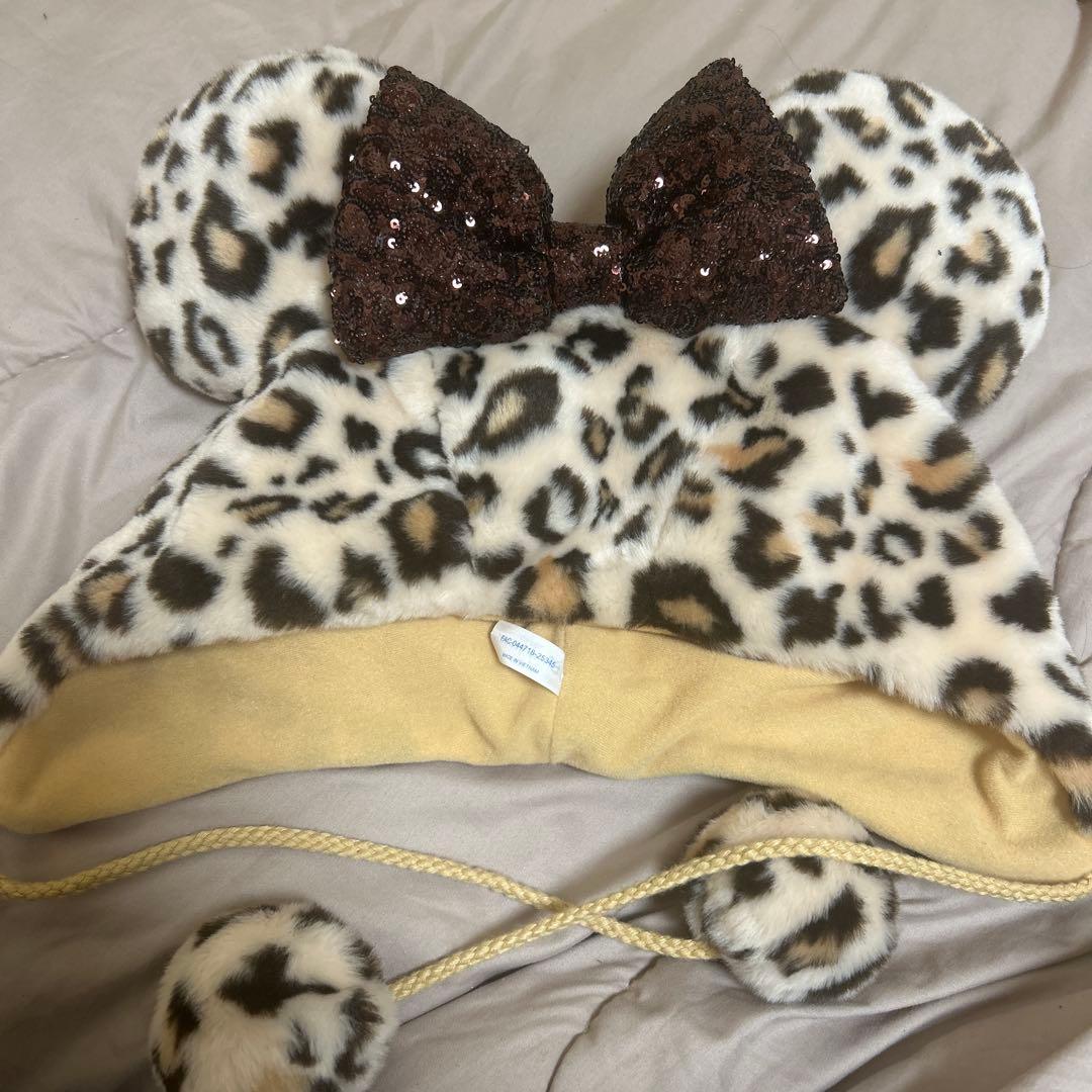 ヒョウ柄耳付き帽子 ブラウンリボン付き - メルカリ