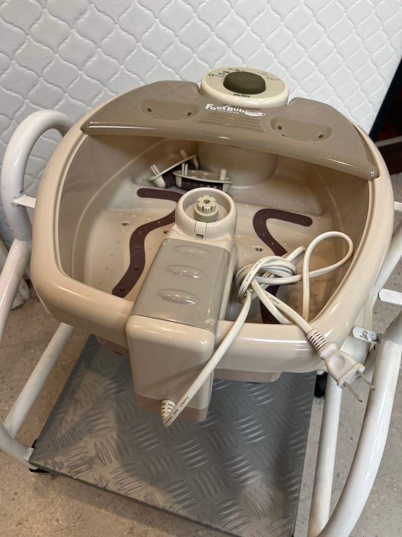 フットバス用スタンド ホワイト　フットケアワゴン