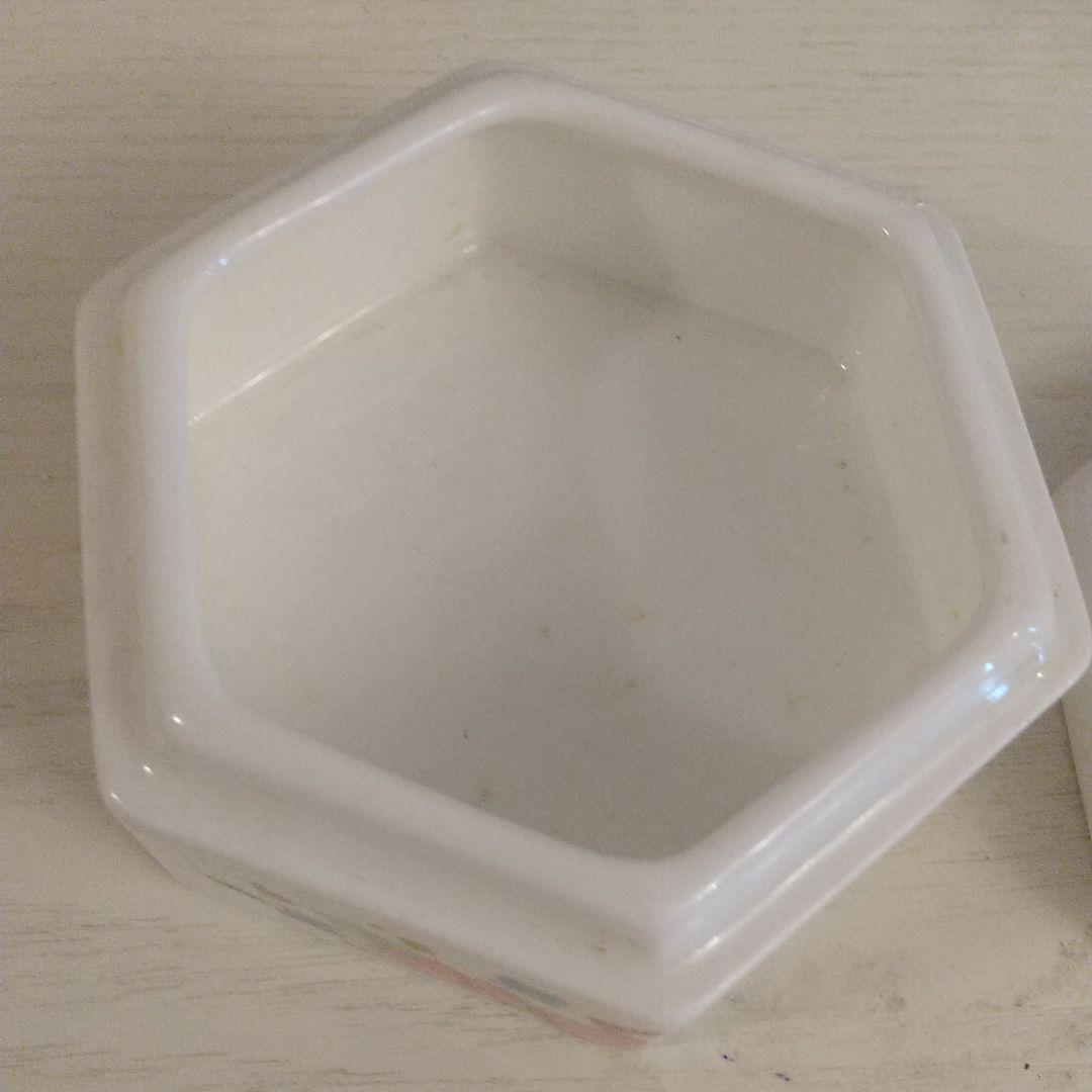 ウェジウッド 黒壺 アンティーク フローラル トリンケットボックス