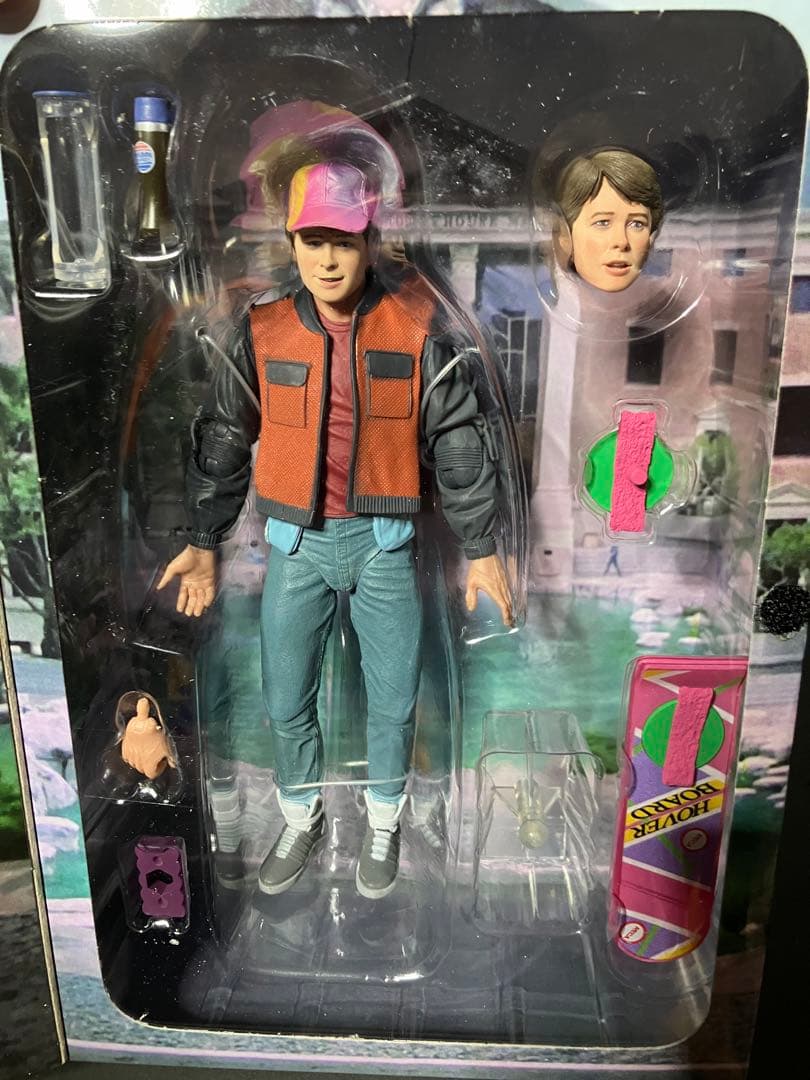 【新品未開封】バック・トゥ・ザ・フューチャー2 マーティ・マクフライ フィギュア